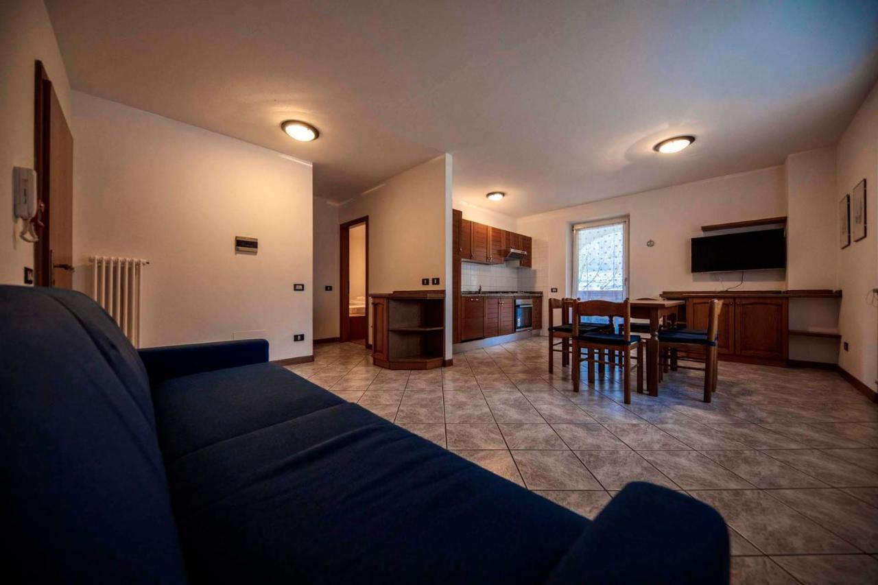 Monroc Apartments Коммеццадура Экстерьер фото